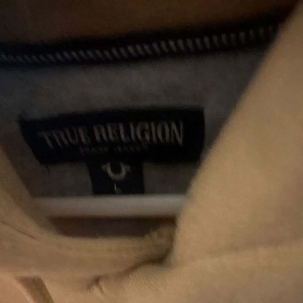 True Religion Men's L Beige Pullover Hoodie Logo Graphic Print Pockets
